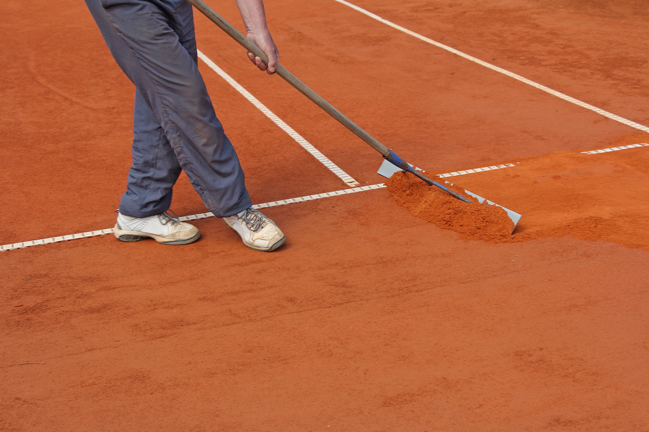 How Much Does It Cost to Repaint a Tennis Court